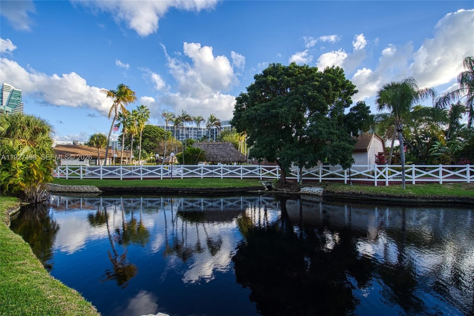 Condo 2BR 2BA - 2669 S Parkview Dr, Hallandale Beach, FL