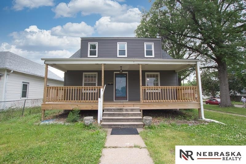Single Family 3BR 3BA - 4243 N 60th Street, Lincoln, NE