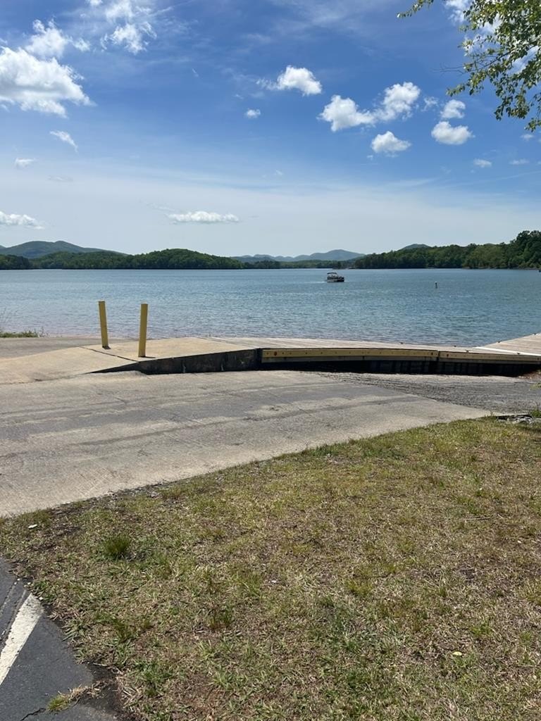 Single Family 3BR 3BA - 208 Ledford Chapel Road, Hayesville, NC