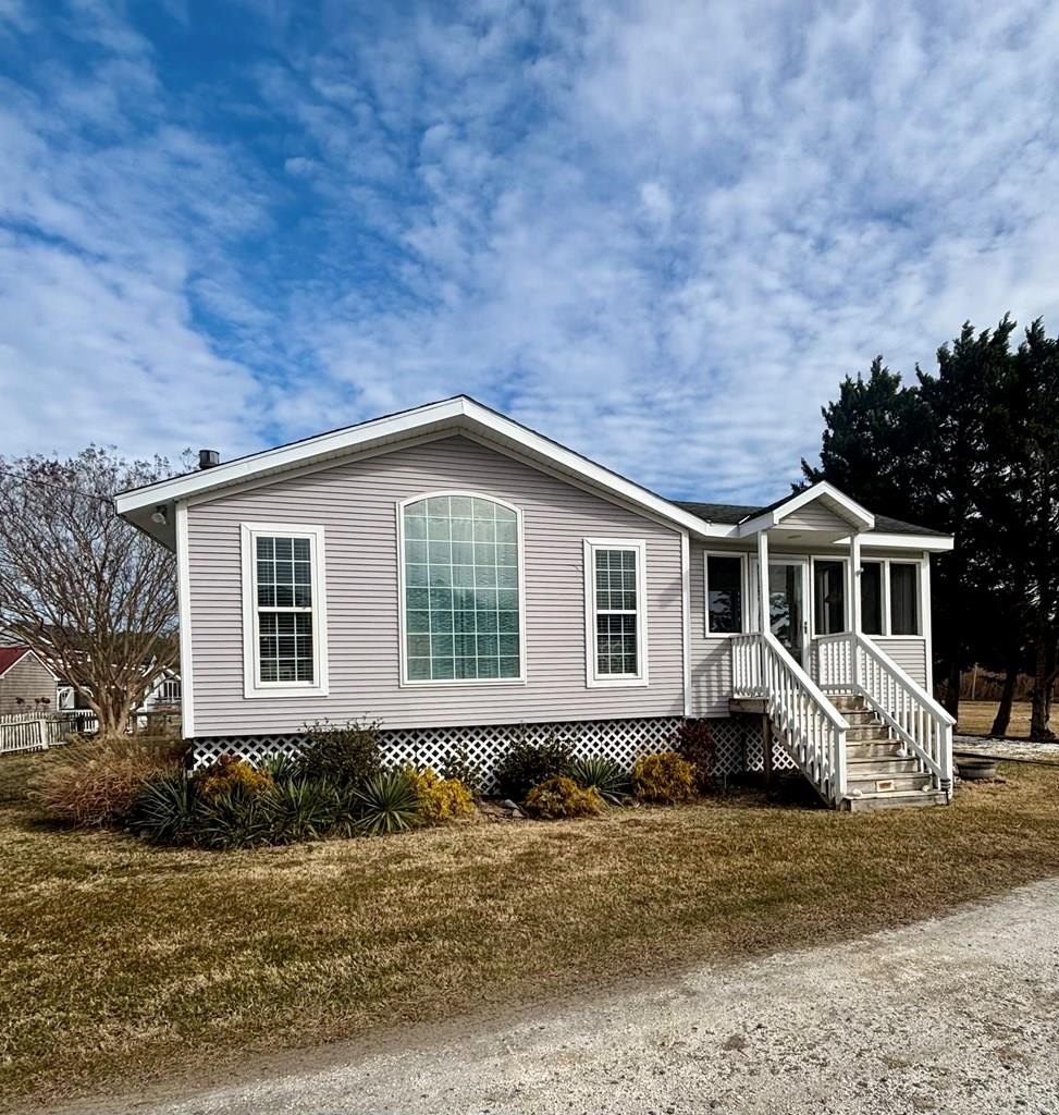 Single Family 2BR 1BA - 5113 JOHNSON LN, CHINCOTEAGUE, VA