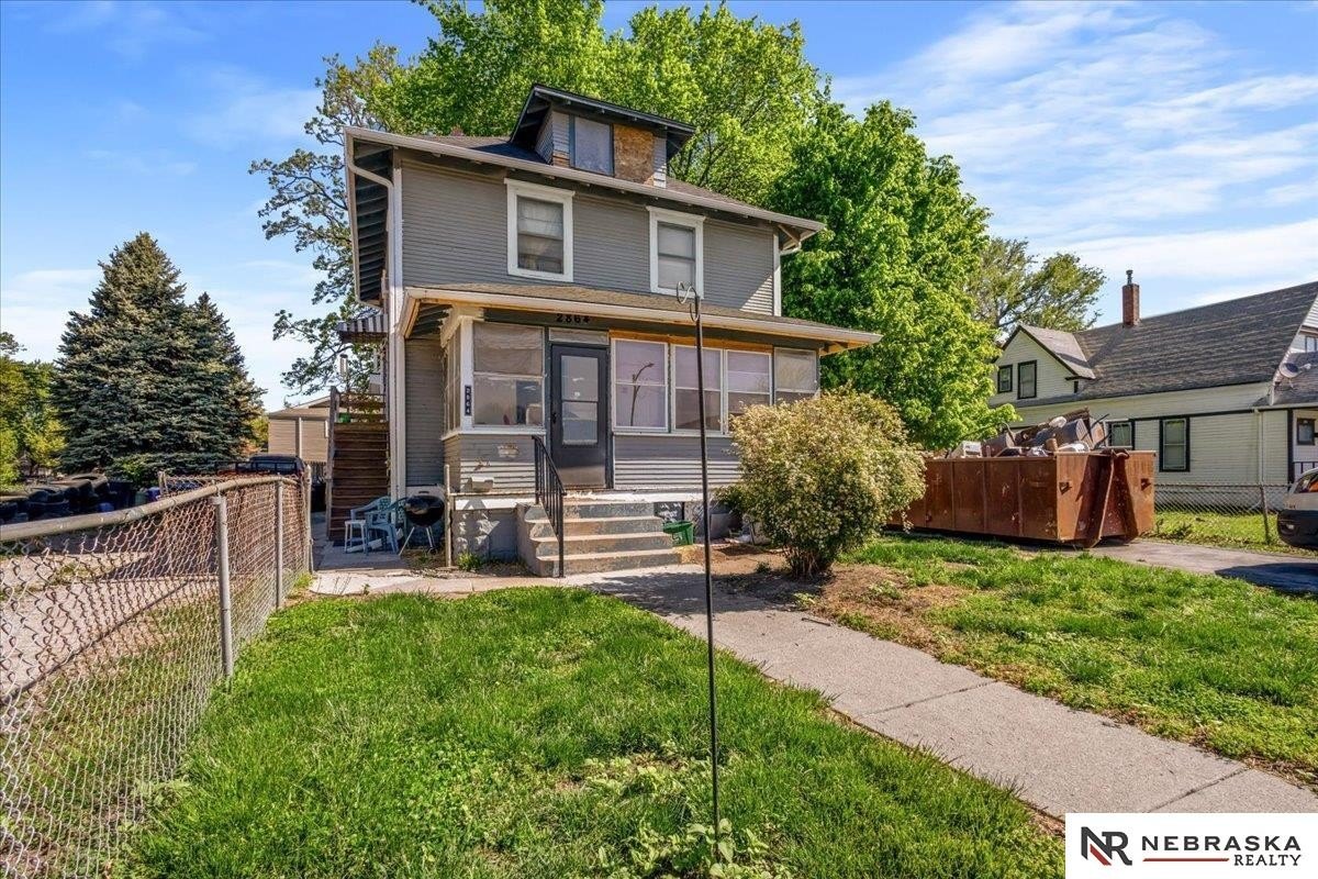 Single Family 4BR 3BA - 2864 Bristol Street, Omaha, NE