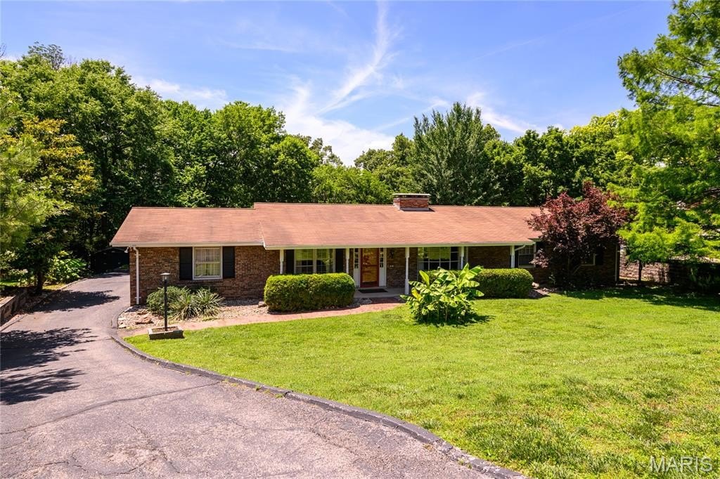 Single Family 3BR 3BA - 10814 Forest Circle Drive, Sunset Hills, MO