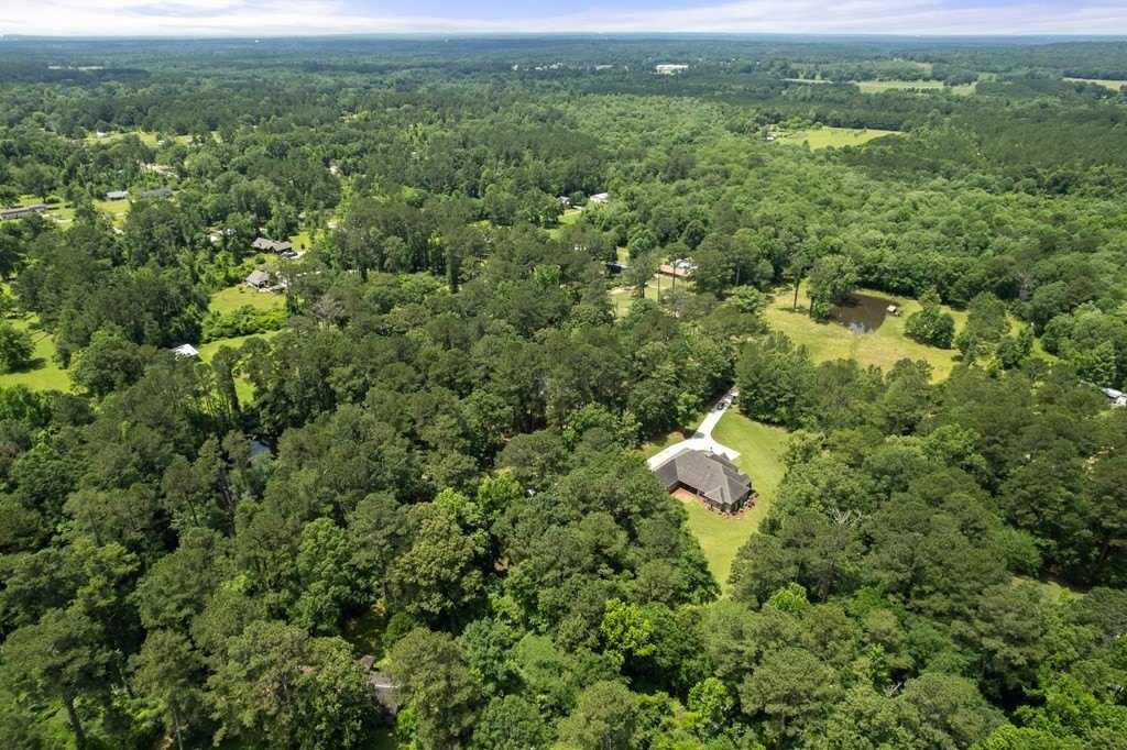 Single Family 4BR 4BA - 338 Reedy Creek Rd, Laurel, MS