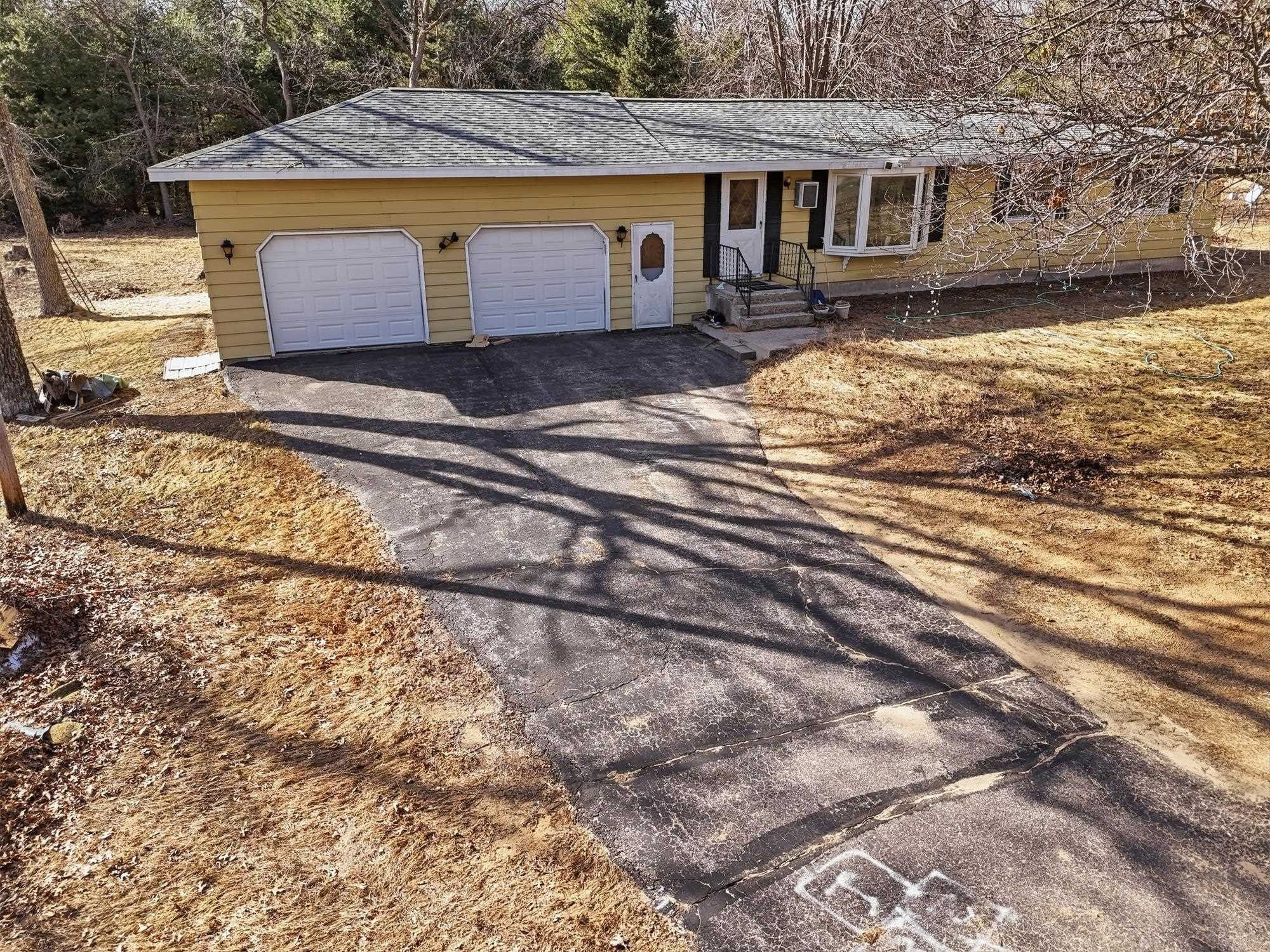 Single Family 3BR 2BA - N4667 County Road A, Oxford, WI