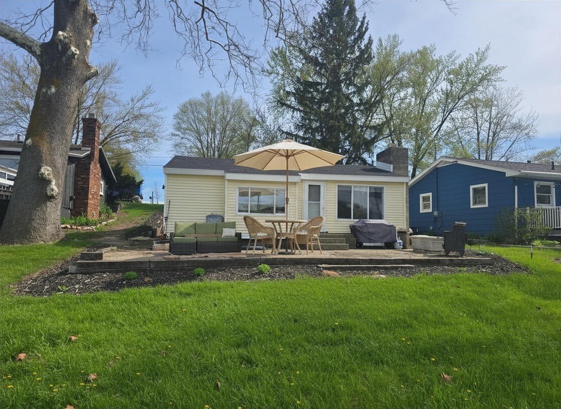 Single Family 2BR 1BA - 336 Dewey Lake Road, Brooklyn, MI