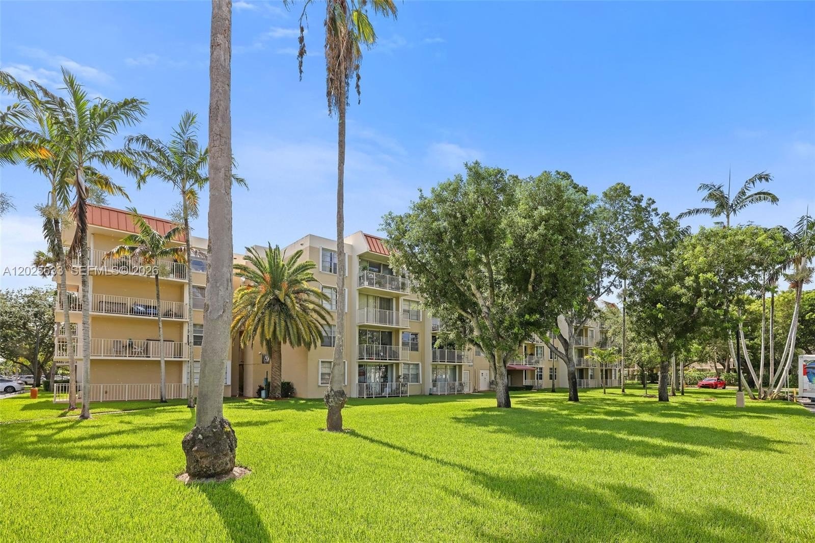 Condo 2BR 2BA - 13120 SW 92nd Ave, Miami, FL