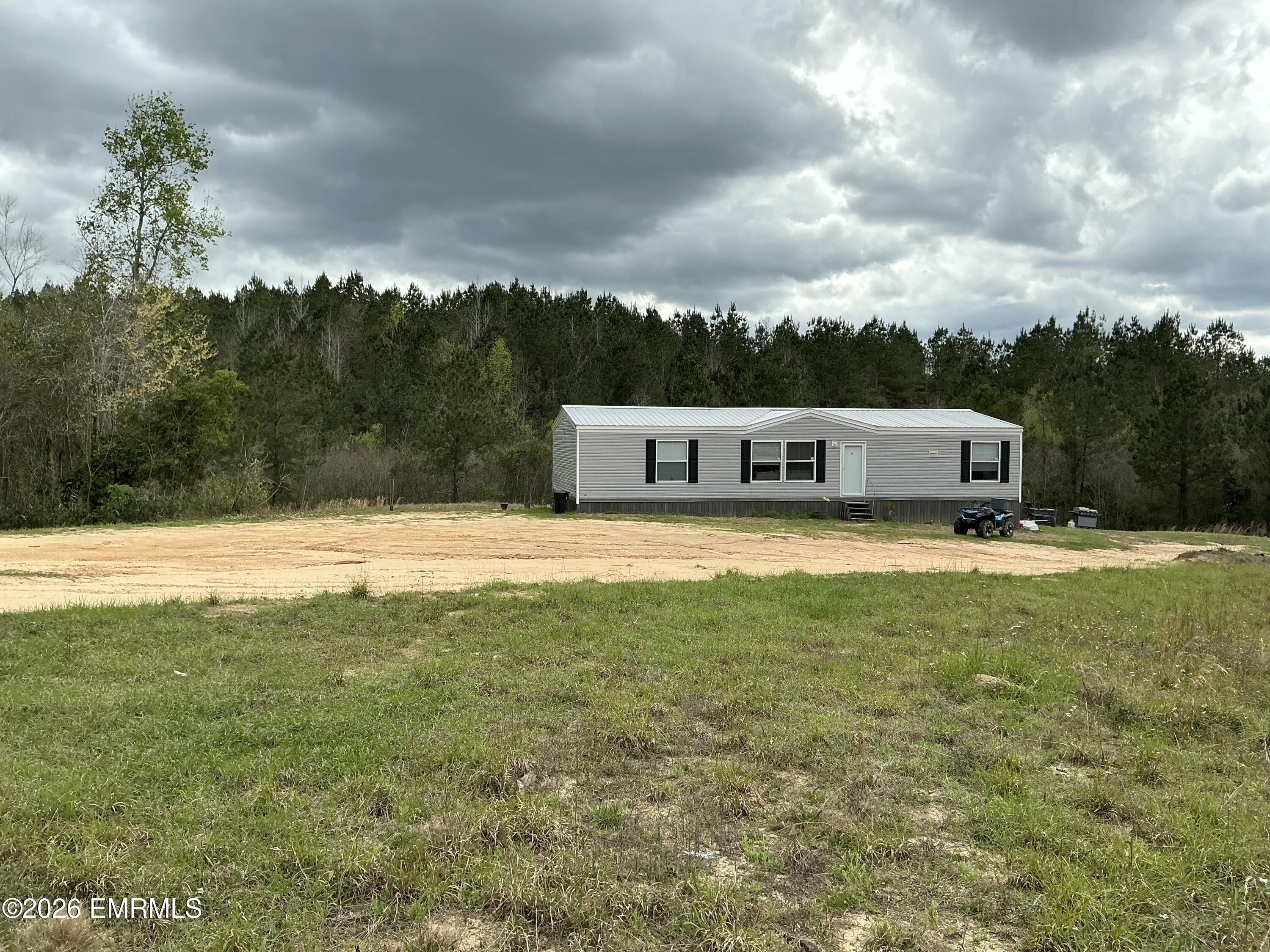 Single Family 4BR 2BA - 923 Hayes Nute Road, Waynesboro, MS