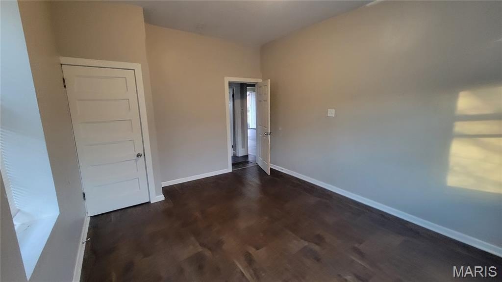 Single Family 2BR 1BA - 3926 Tholozan Avenue, St Louis, MO