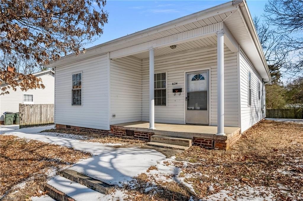 Other 4BR 1BA - 624 Delaware Avenue, Burlington, NC