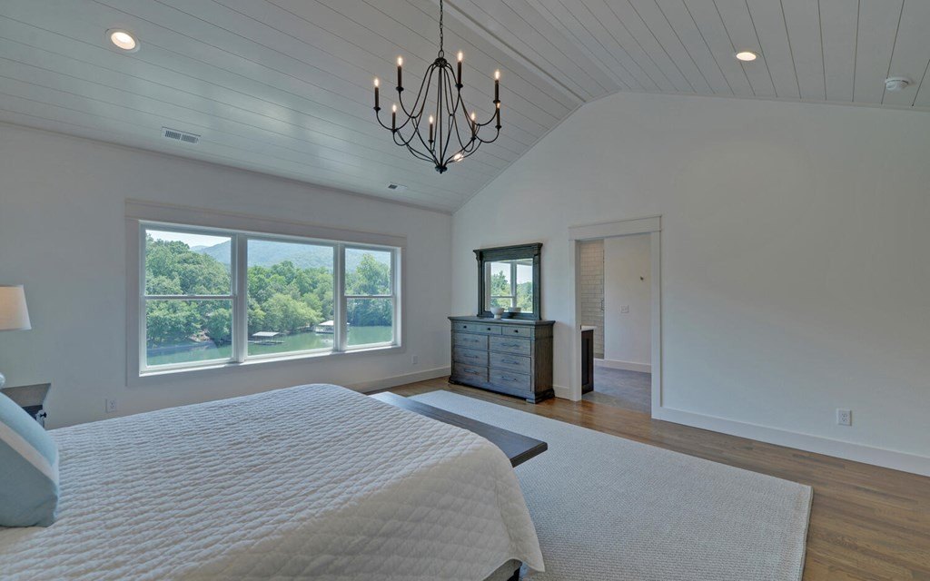 Single Family 4BR 5BA - 776 Main Street, Hiawassee, GA