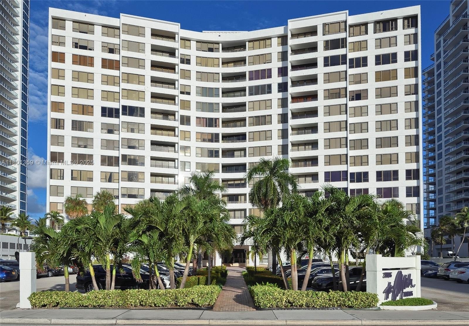 Condo 2BR 2BA - 3505 S Ocean Dr, Hollywood, FL