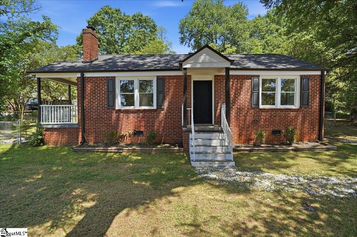 Single Family 2BR 1BA - 20 Milton Drive, Greenville, SC