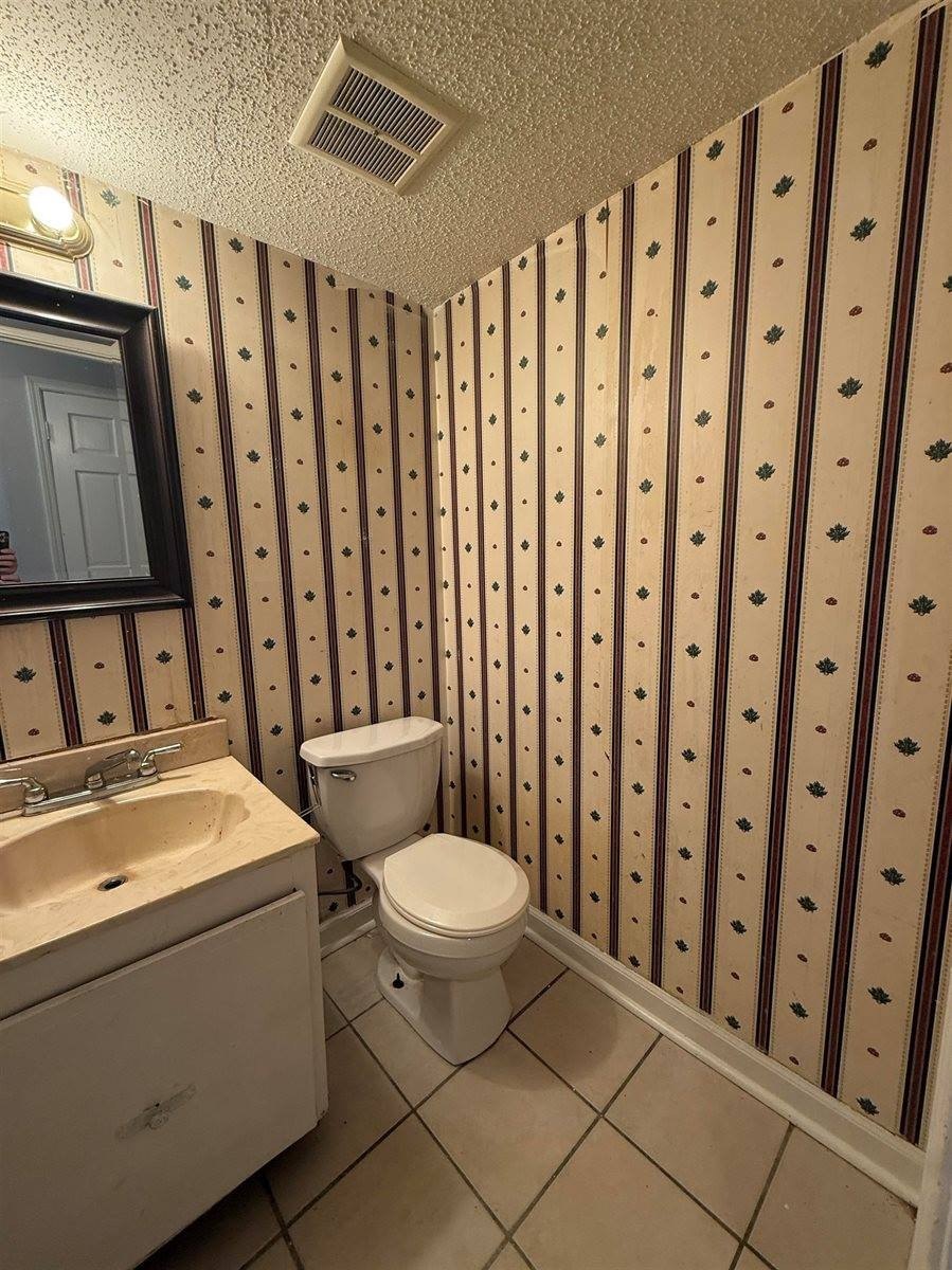 Condo 3BR 3BA - 5281 Scottsdale Ave, Memphis, TN