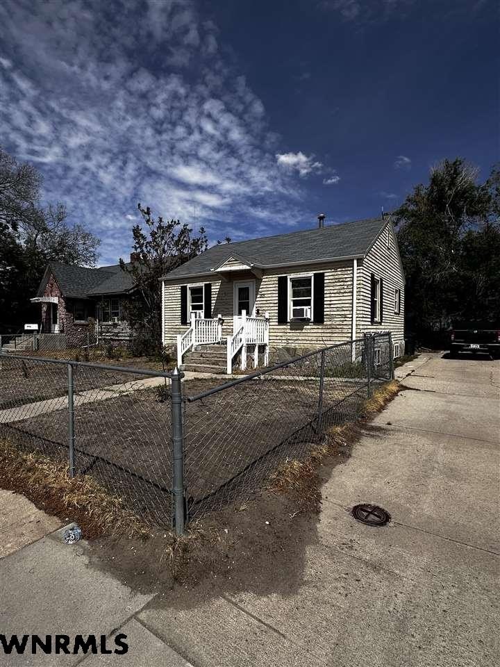 Single Family 3BR 1BA - 1309 5TH AVENUE, SCOTTSBLUFF, NE