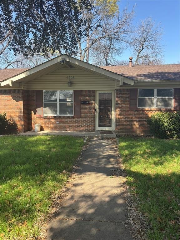 Single Family 3BR 2BA - 6509 Marcille Court, Richland Hills, TX