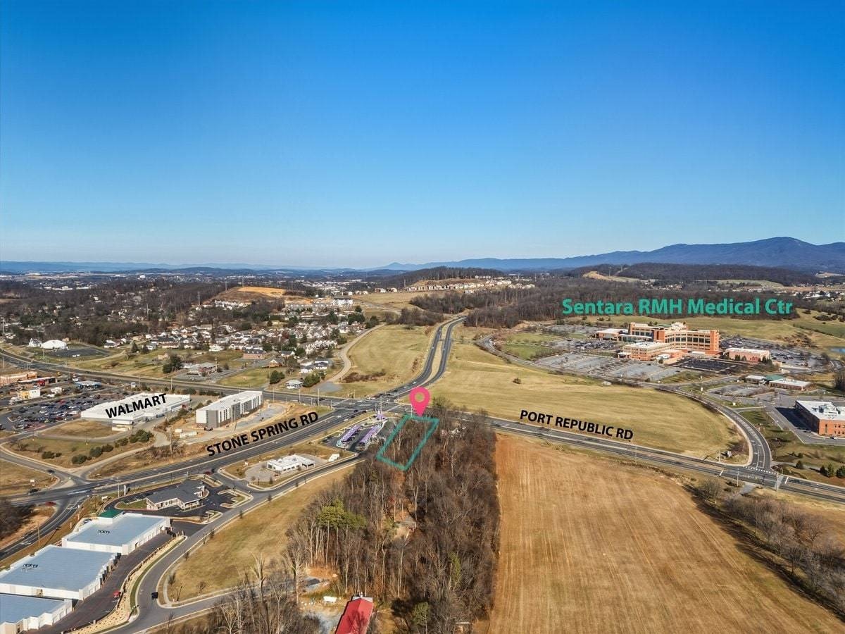 Single Family 3BR 1BA - 2154 Port Republic Road, Rockingham, VA