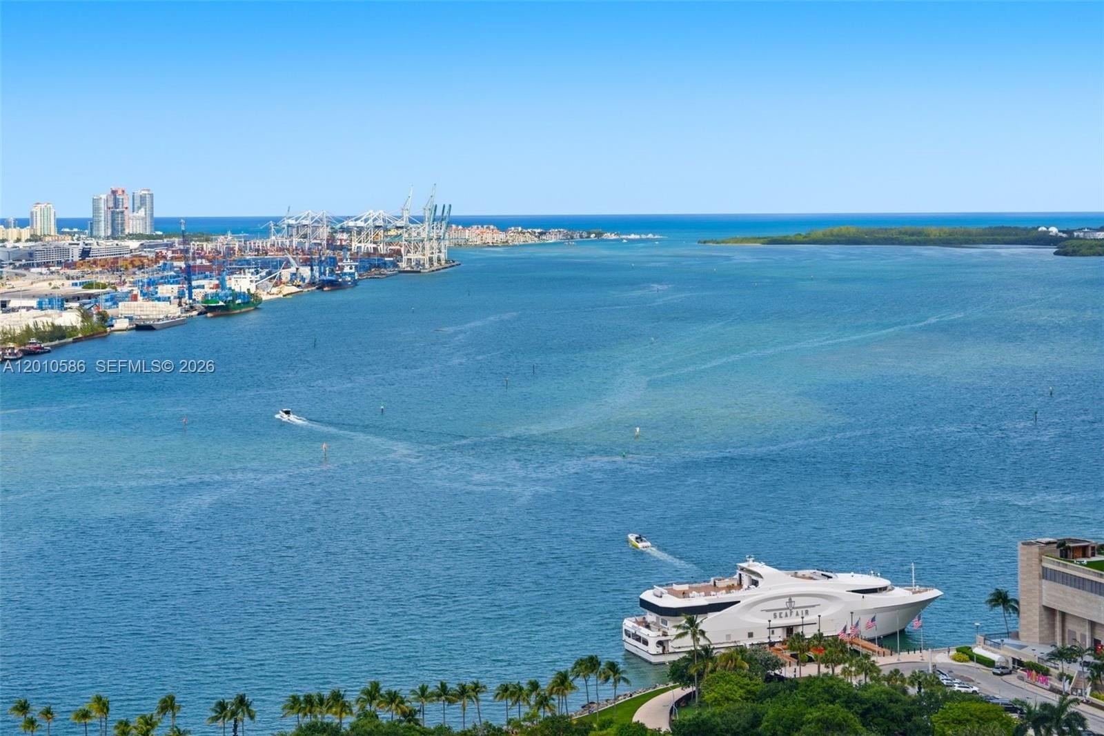 Condo 2BR 2BA - 50 Biscayne Blvd, Miami, FL