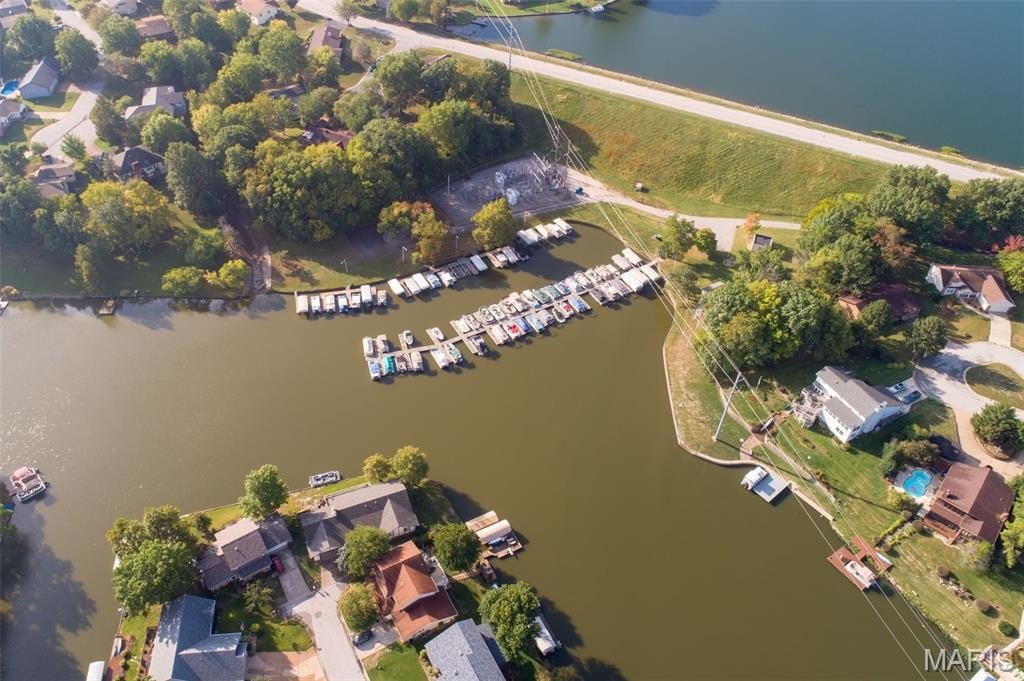Single Family 3BR 4BA - 12 Catamaran Drive, Lake St Louis, MO
