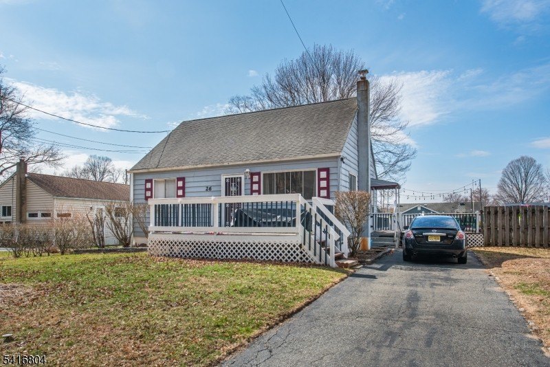 Single Family 3BR 1BA - 26 Green Rd, Mine Hill Twp., NJ