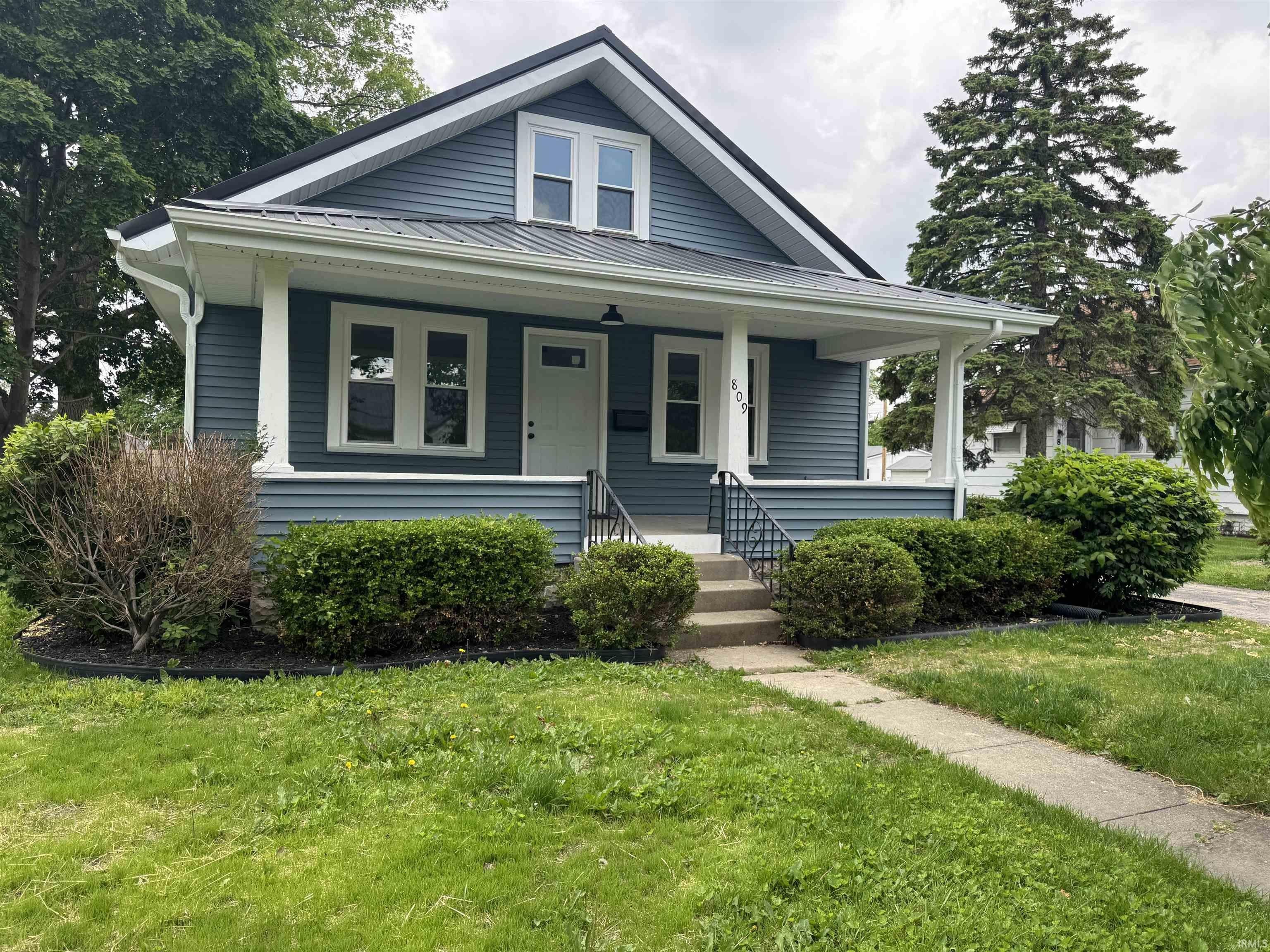 Single Family 4BR 1BA - 809 Walnut Street, Decatur, IN