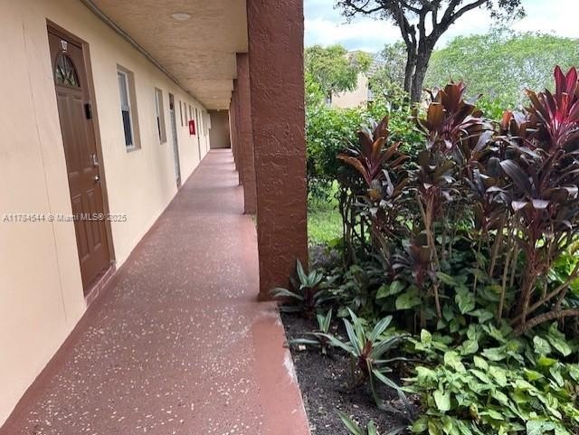 Condo 1BR 2BA - 9350 Sunrise Lakes Blvd, Sunrise, FL