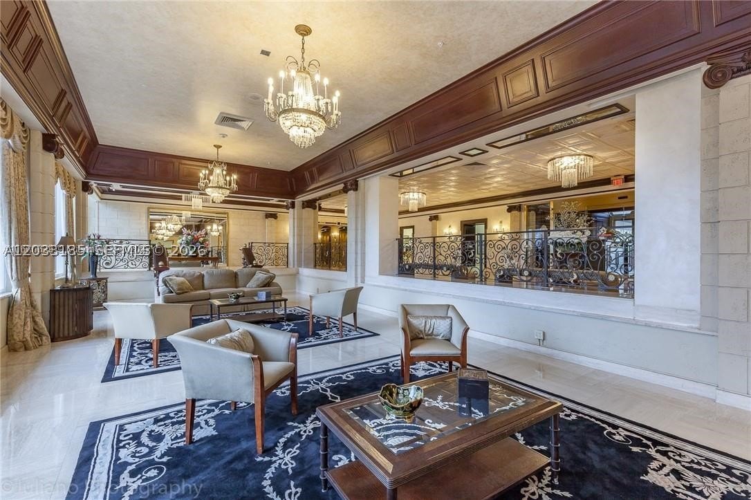 Condo 2BR 2BA - 2030 S Ocean Dr, Hallandale Beach, FL