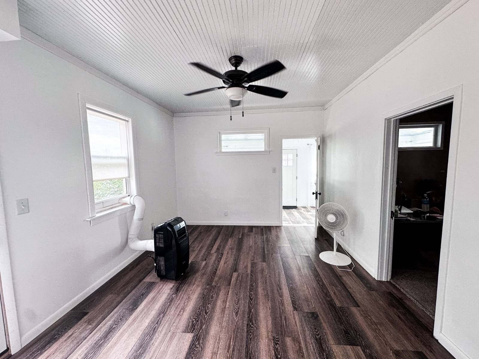 Single Family 5BR 3BA - 540  4th Ave S, Glasgow, MT