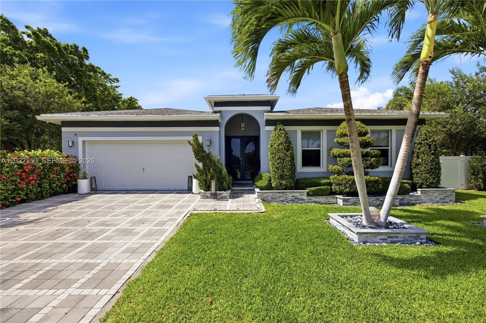 Single Family 3BR 2BA - 105 NE 28th Ct, Wilton Manors, FL