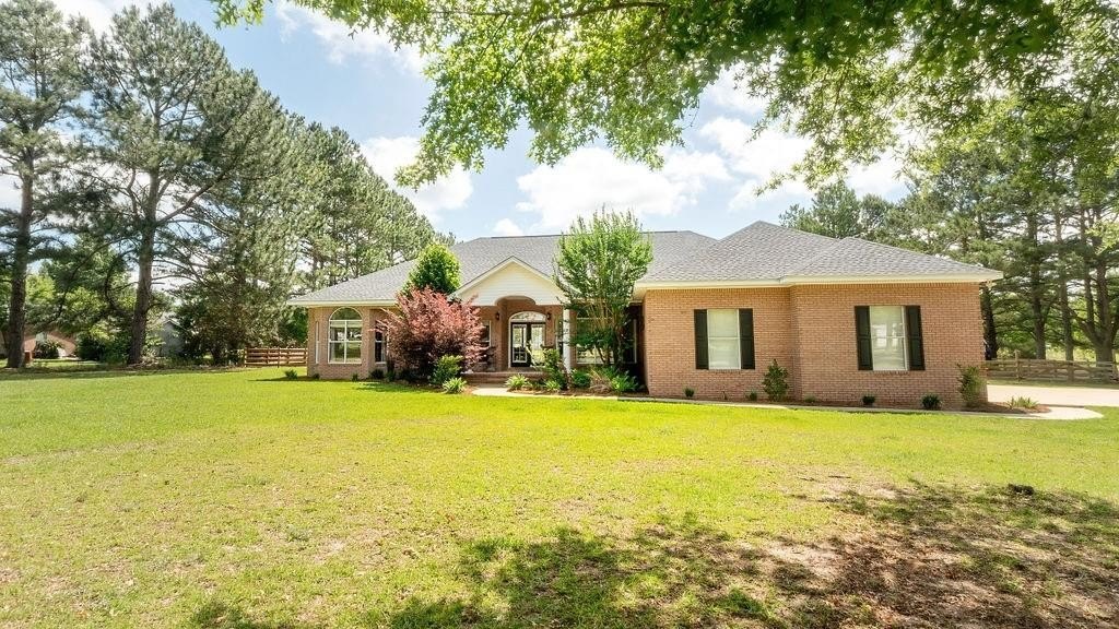 Single Family 4BR 3BA - 74 Deal Road, Newton, AL