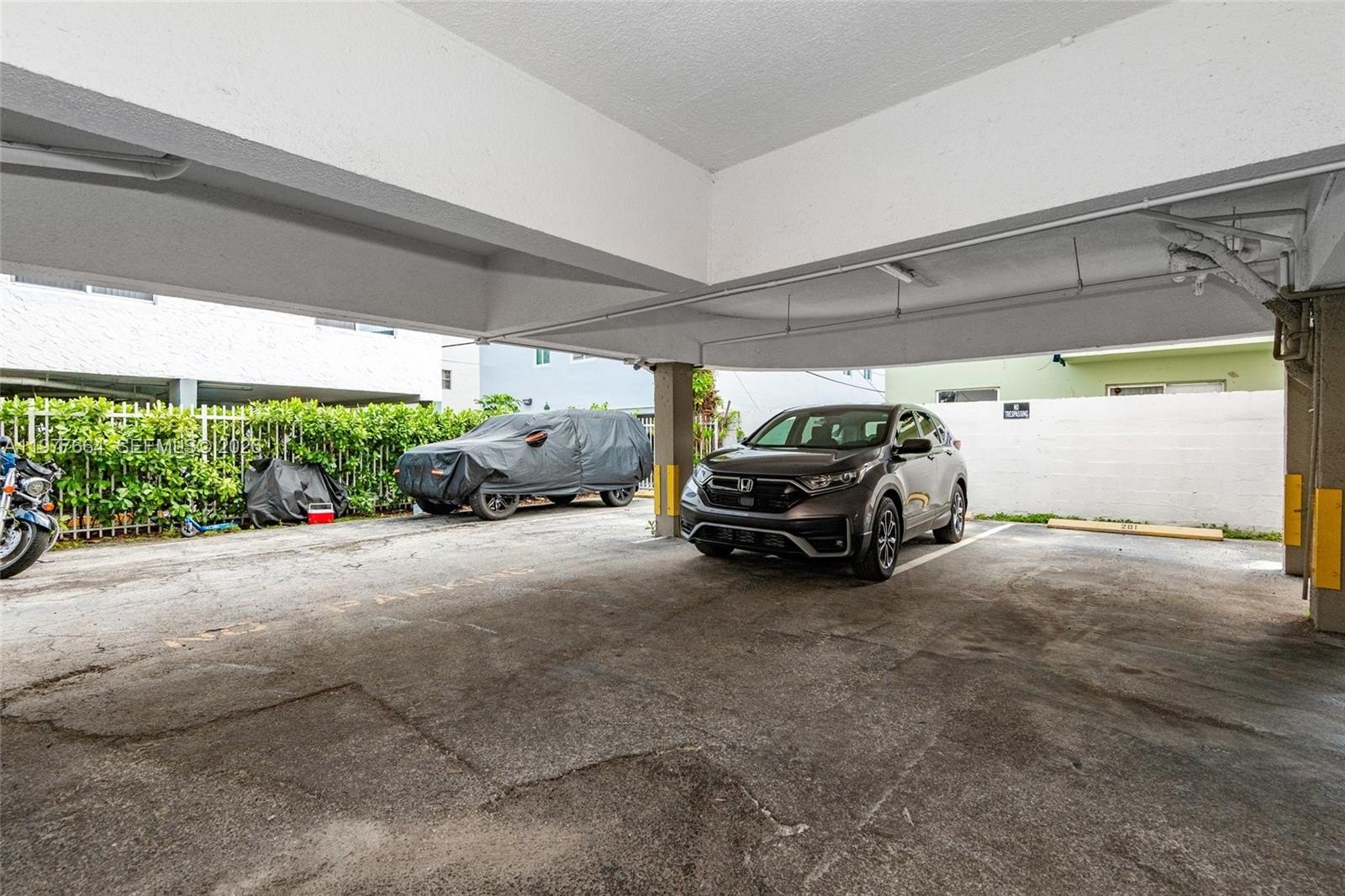 Condo 1BR 1BA - 2000 Biarritz Dr, Miami Beach, FL