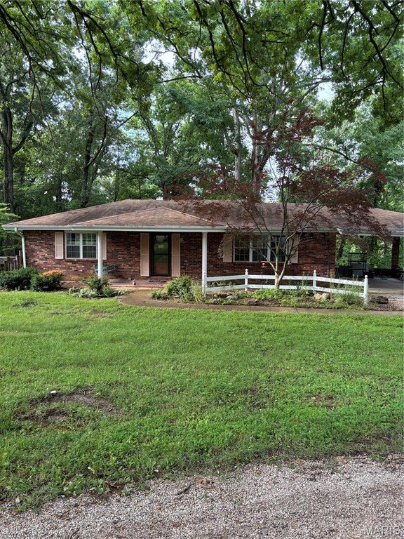 Single Family 3BR 2BA - 1106 White Oak Drive, Poplar Bluff, MO