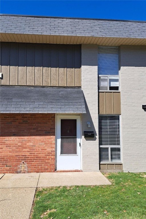 115 College Park Dr  