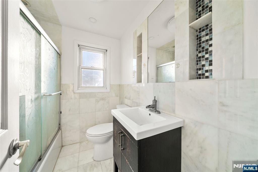 Other 3BR 2BA - 636 Elm Avenue, Ridgefield, NJ