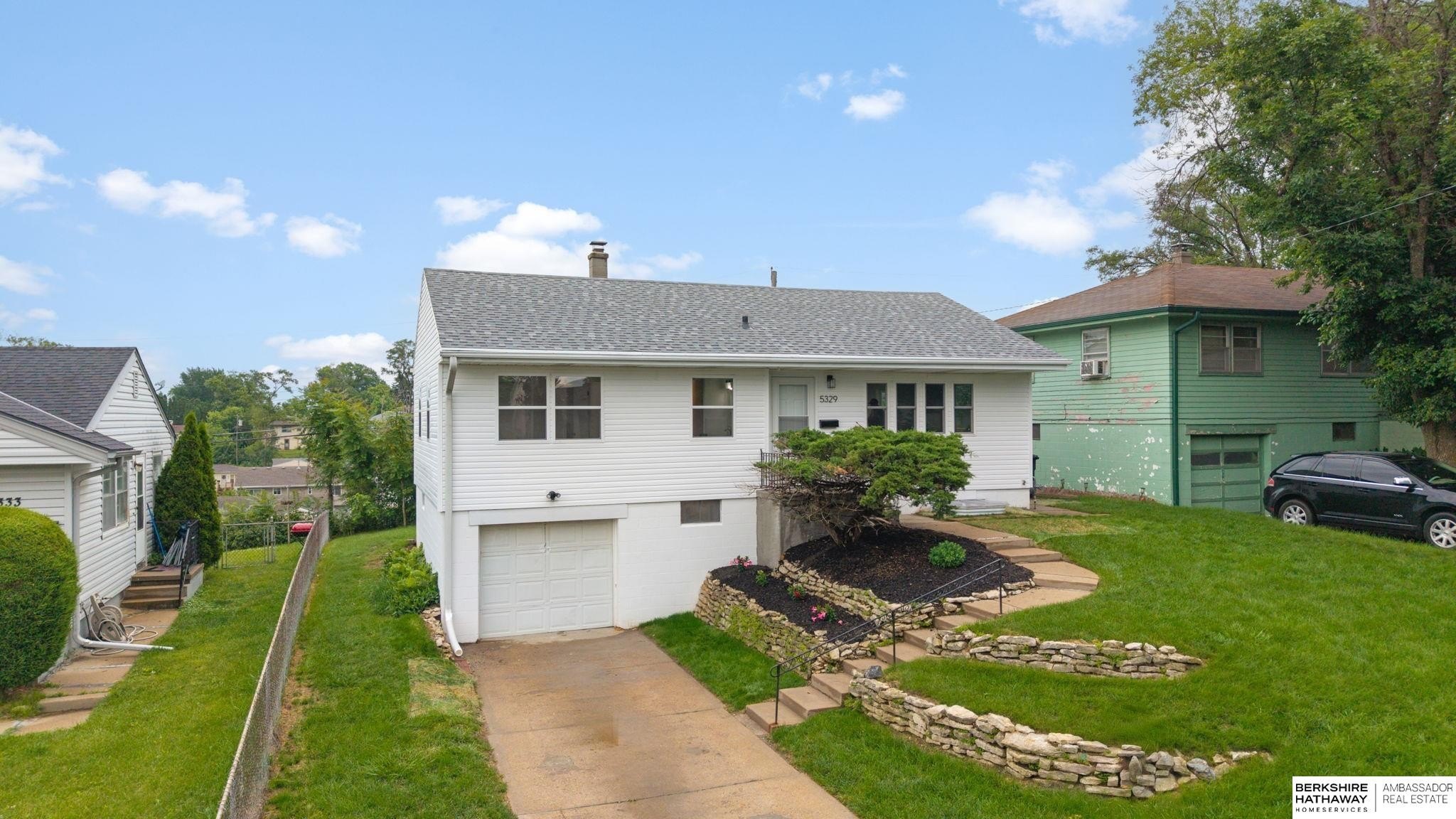 Single Family 4BR 2BA - 5329 N 47th Street, Omaha, NE