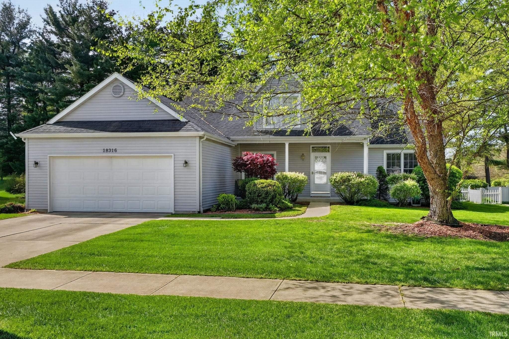 Single Family 3BR 3BA - 18316 Munich Ponds Drive, South Bend, IN