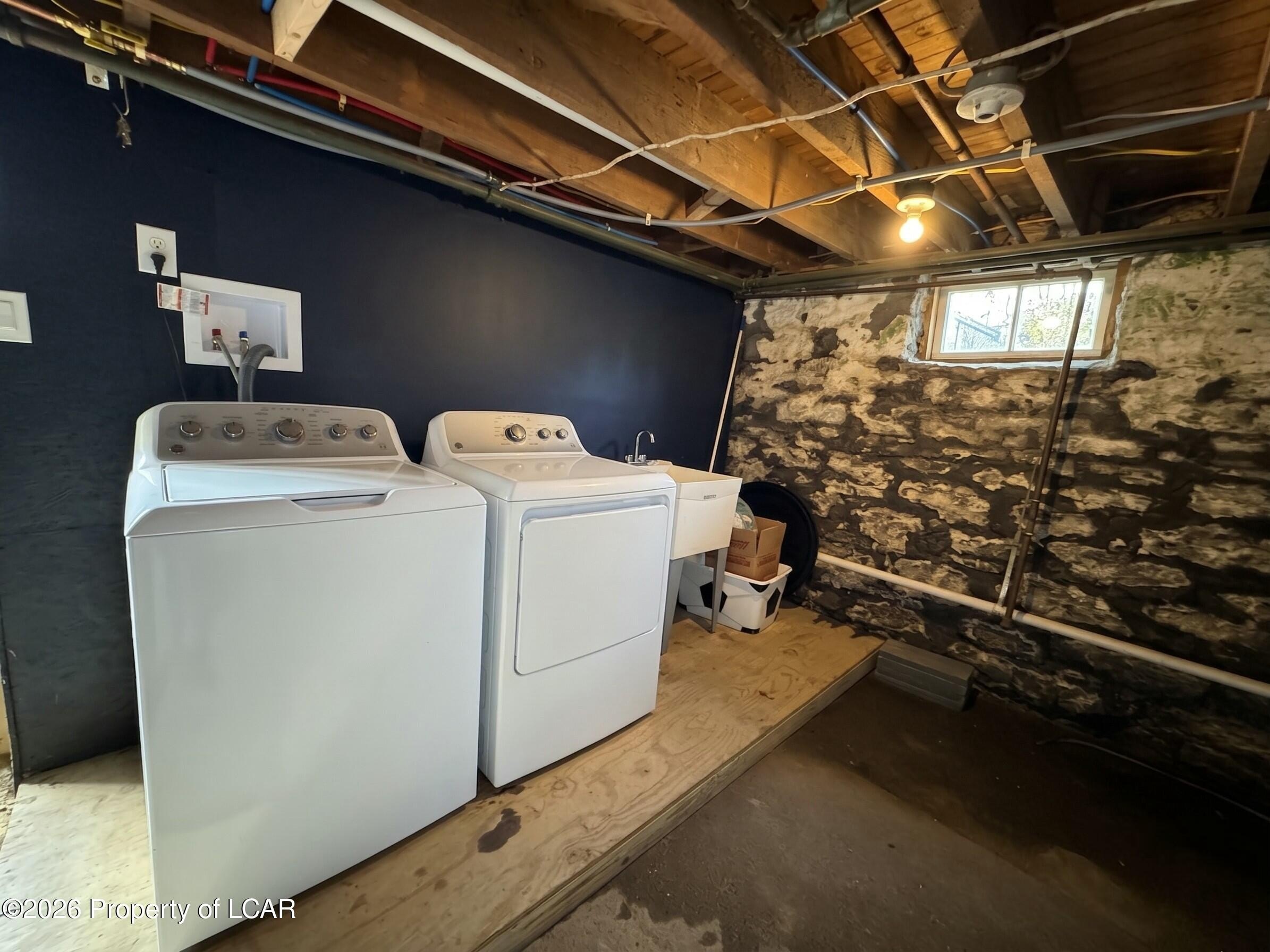 Other 6BR 3BA - 617-619 Harrison Avenue, Scranton, PA