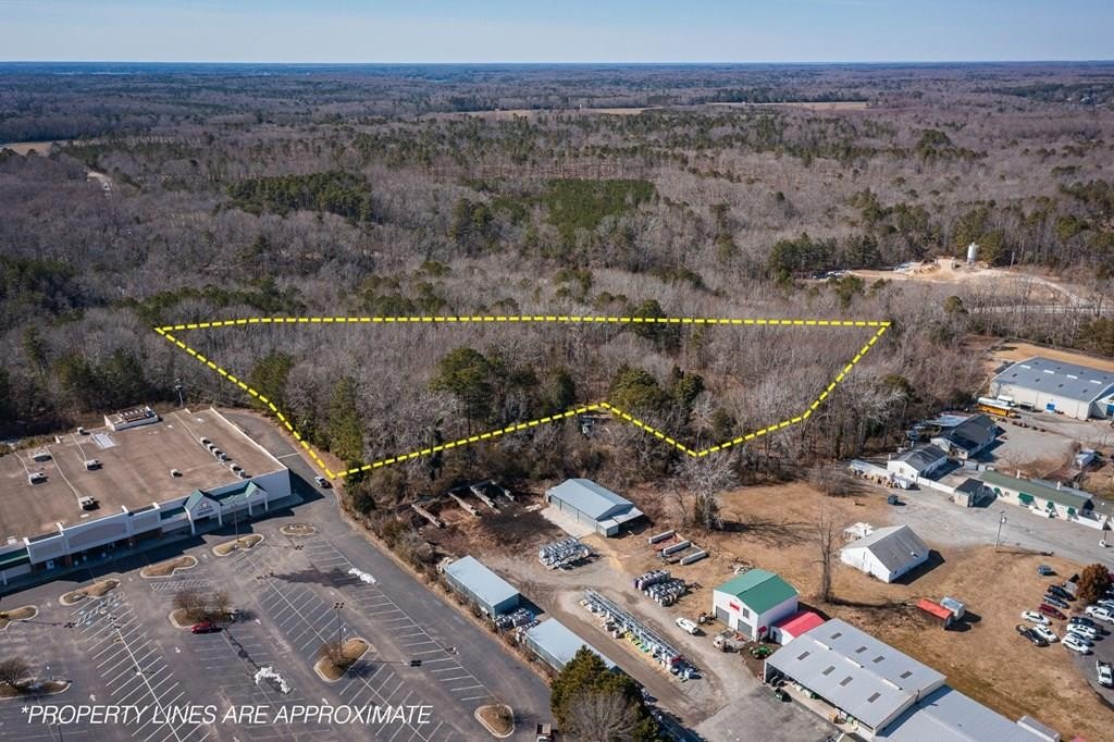 Single Family - TM 23 85 Christopher Dr, Kilmarnock, VA
