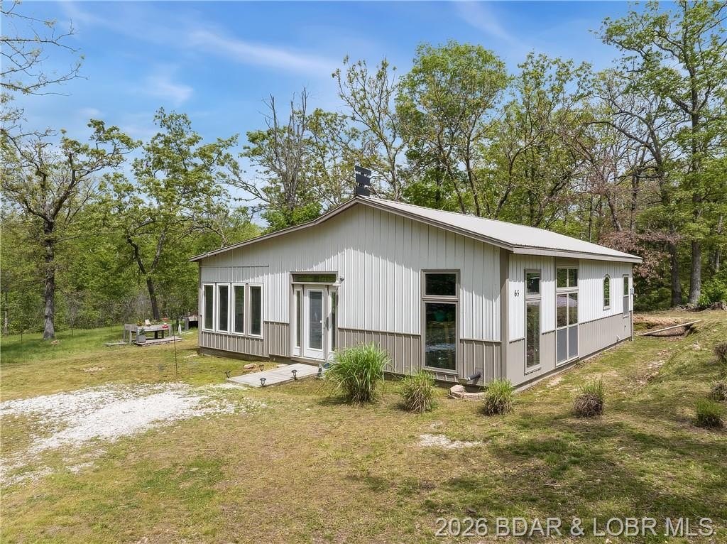 Single Family 1BR 1BA - 65 Log Cabin Road, Macks Creek, MO