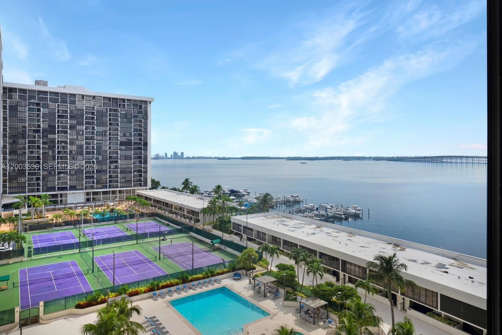 Condo 1BR 2BA - 1925 Brickell Ave, Miami, FL