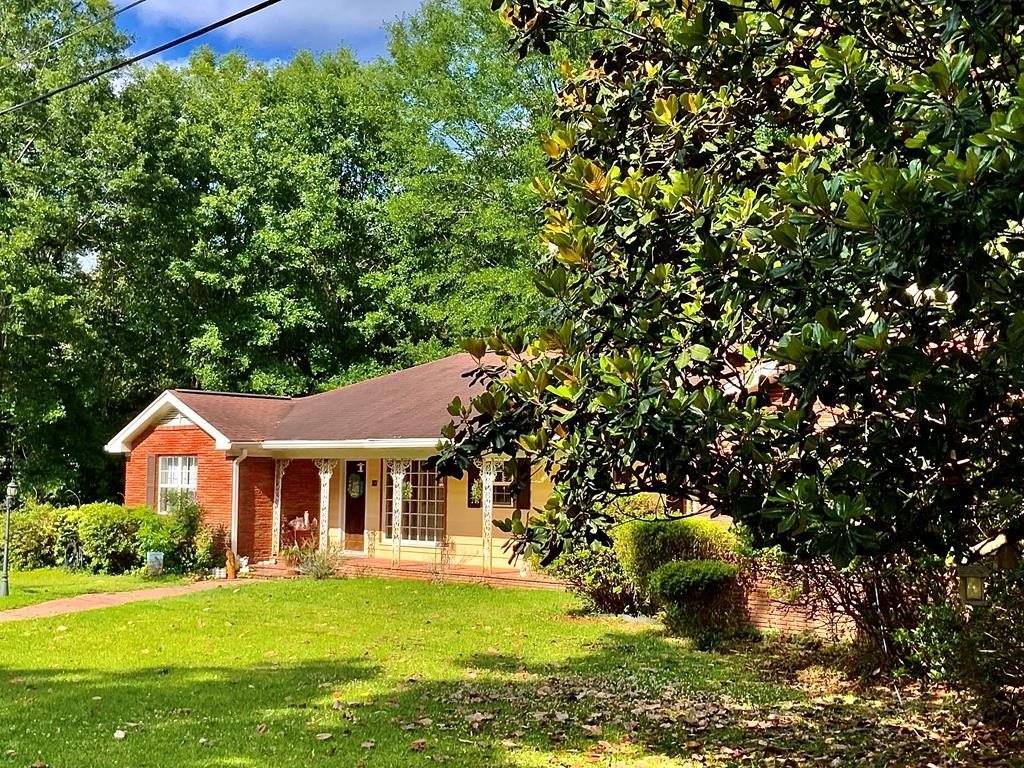 Single Family 3BR 2BA - 606 Idelwild, Picayune, MS