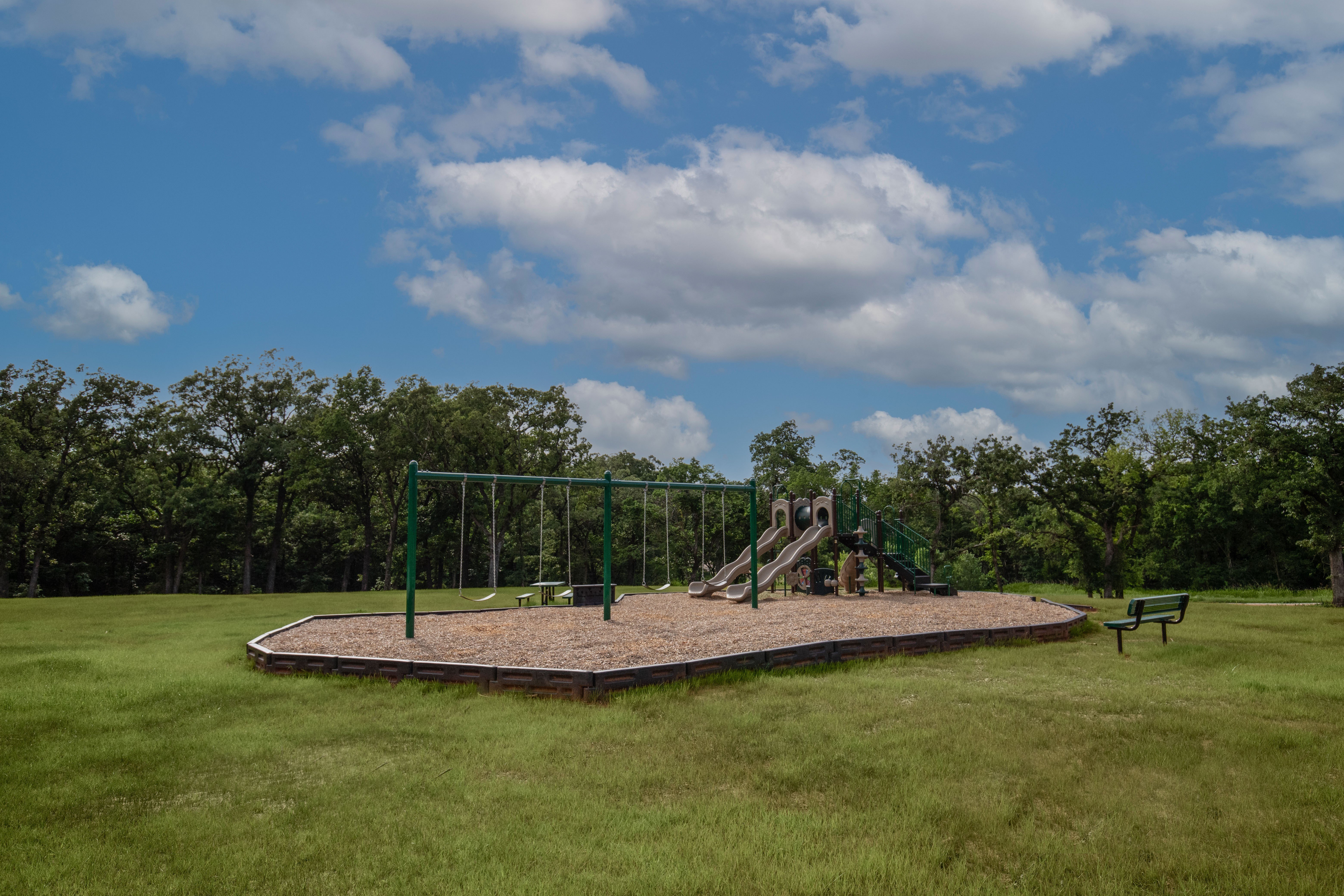 14017 Willow Ln  