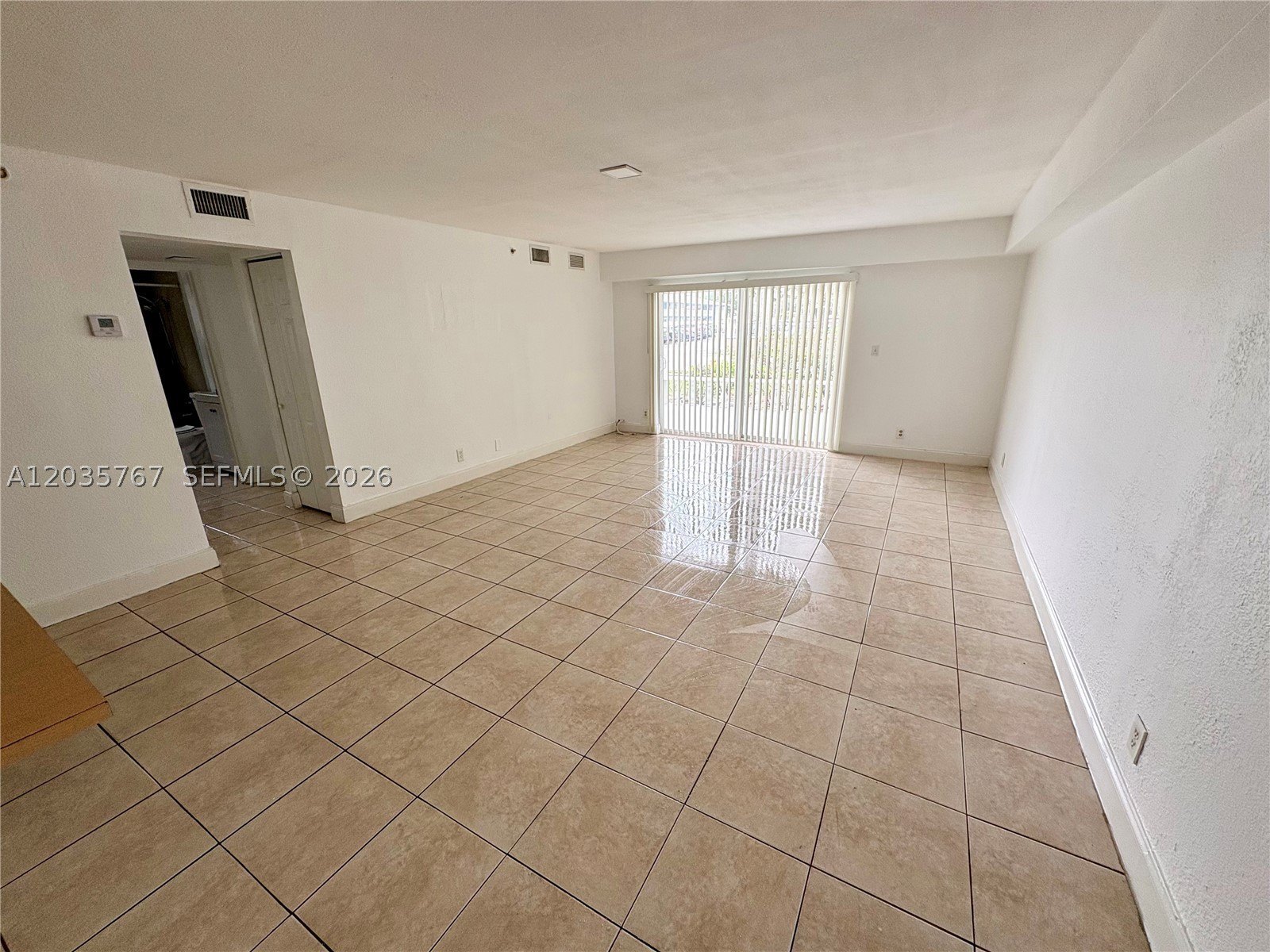Condo 2BR 1BA - 4271 NW 5th St, Plantation, FL