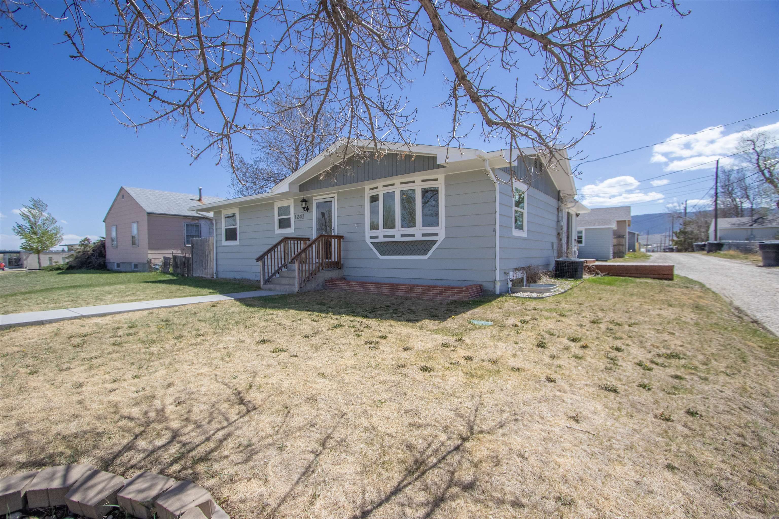 Single Family 5BR 3BA - 1241 E 18th Street, Casper, WY