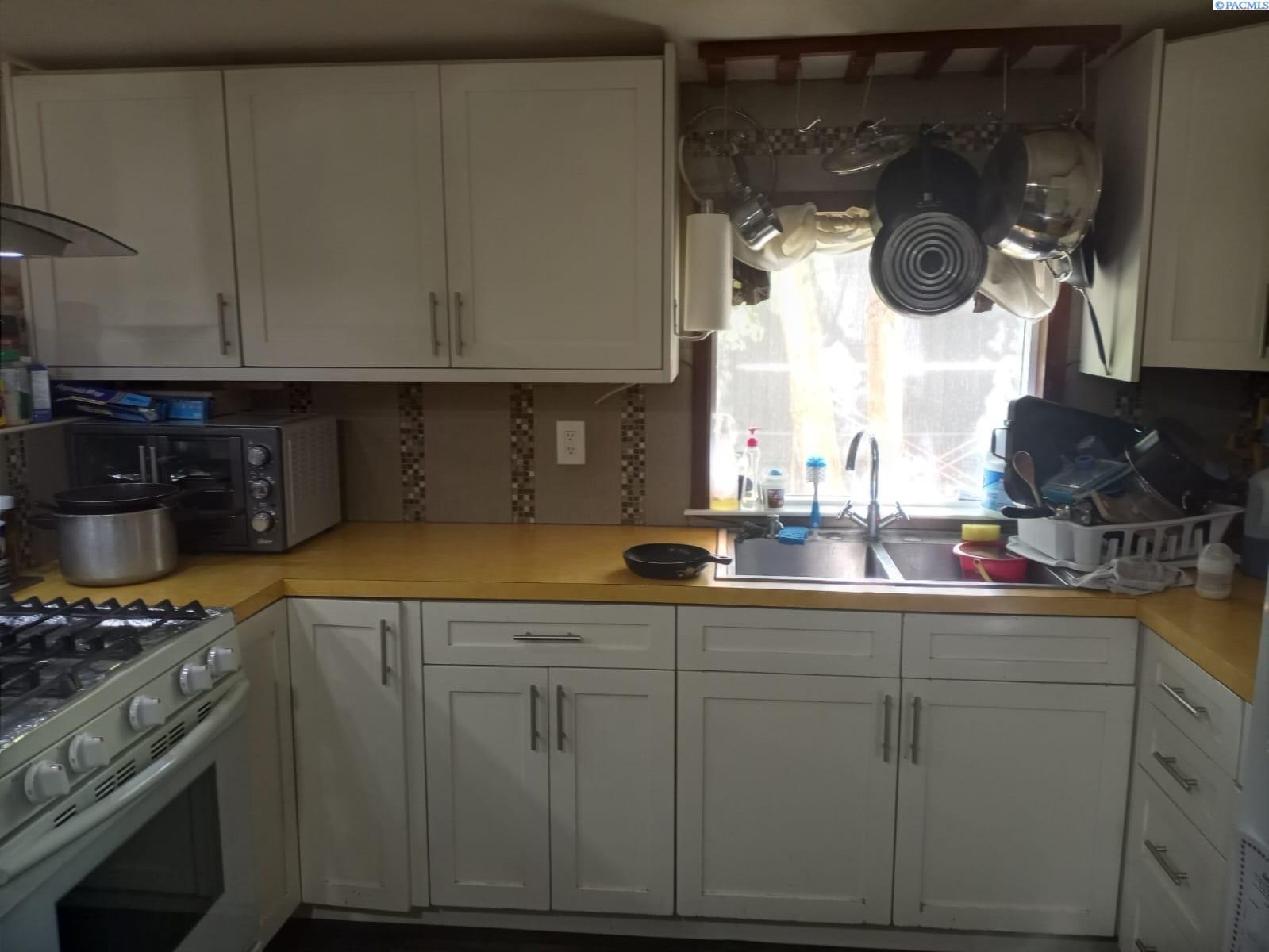 Other 2BR 2BA - 400 14TH ST, Benton City, WA