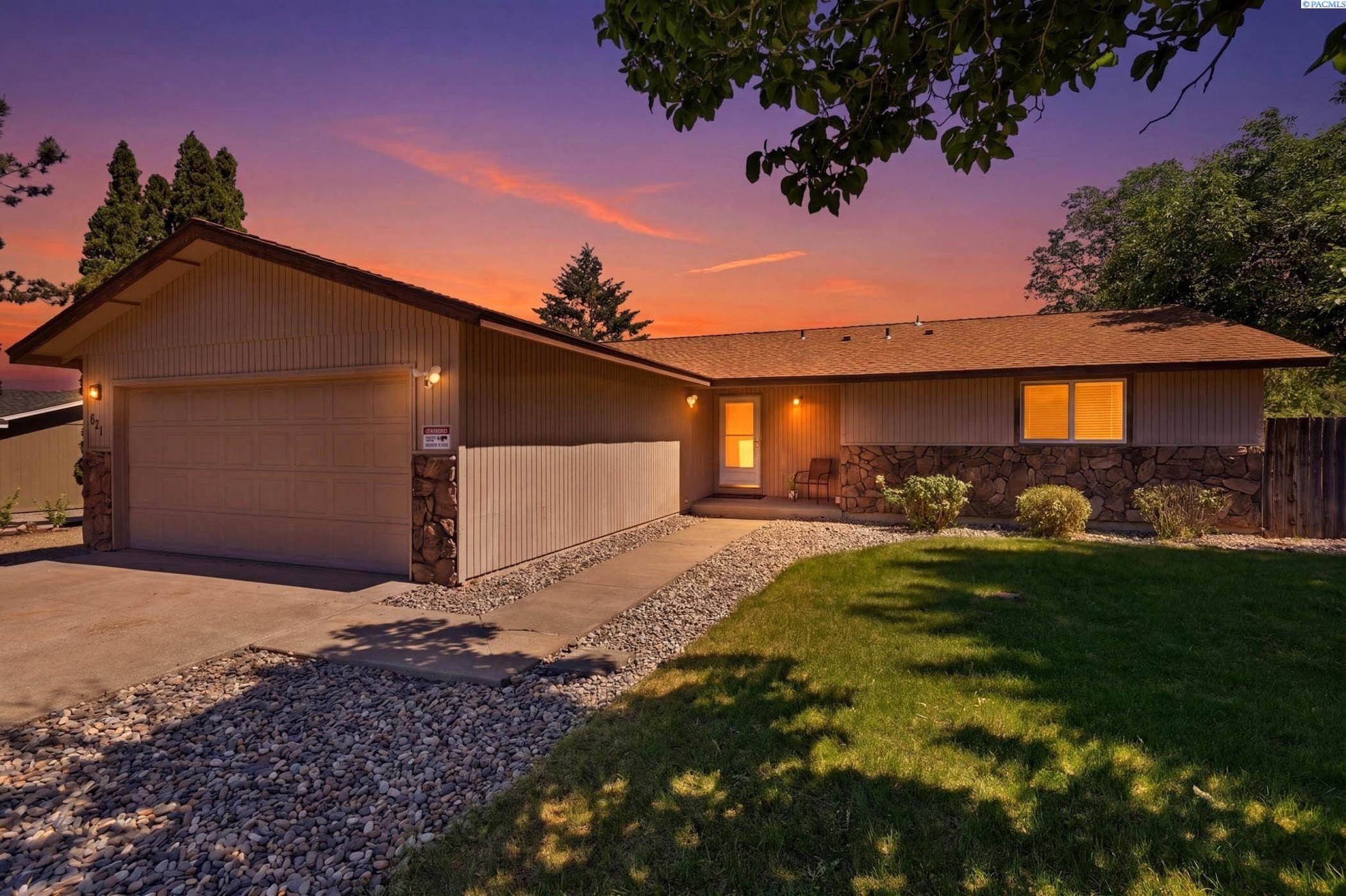 Other 3BR 2BA - 821 S Young St, Kennewick, WA