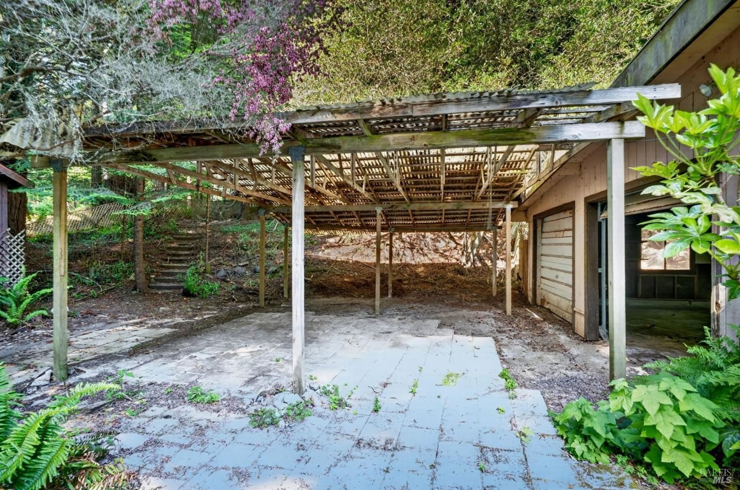 Single Family 3BR 2BA - 44720 Jack Peters Creek Road, Mendocino, CA