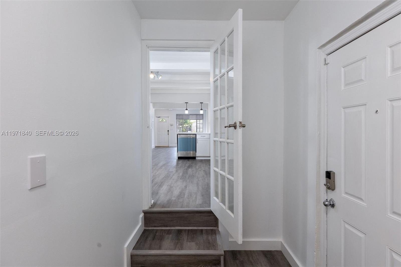 Single Family 3BR 2BA - 132 SW 2nd Ave, Hallandale Beach, FL