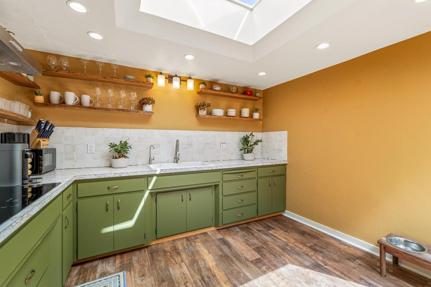 Single Family 4BR 3BA - 77 Laureles Grade, SALINAS, CA