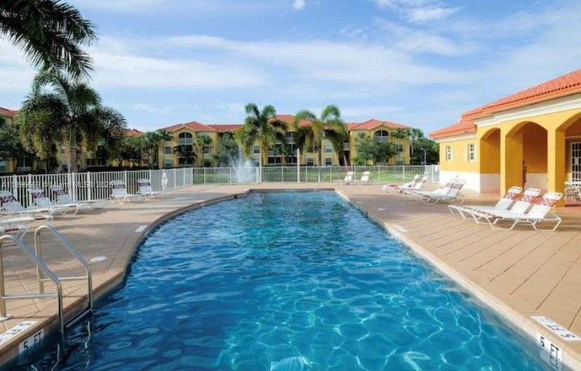 Condo 1BR 1BA - 4122 Residence dr, Fort Myers, FL
