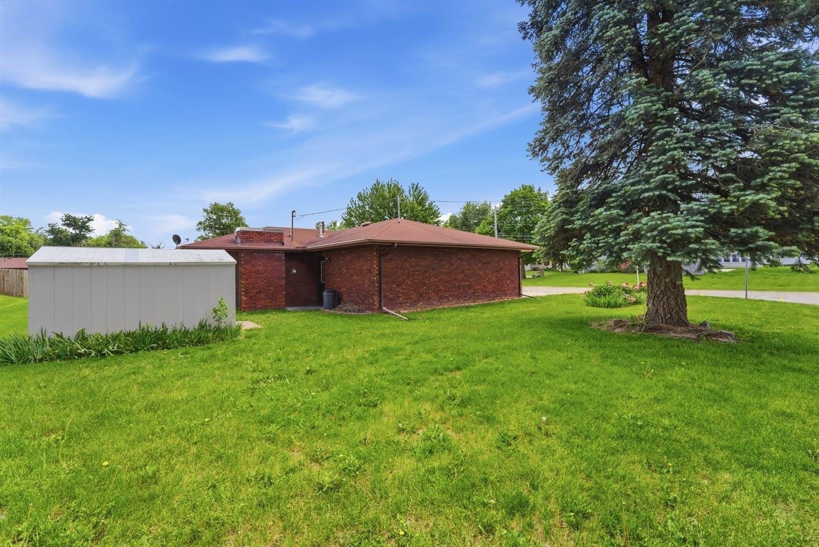 Single Family 3BR 2BA - 1200 6th Street, Hampton, IL